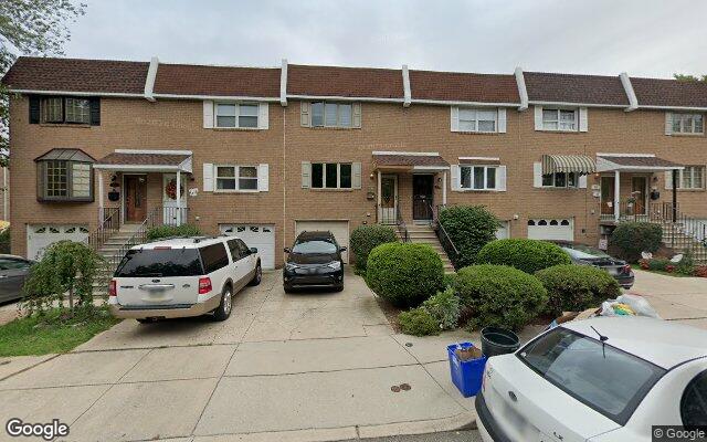 Street view of 827 N 6th St