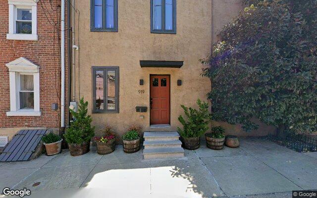 Street view of 919 N Lawrence St