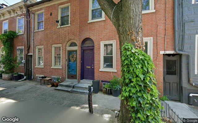 Street view of 939 N Lawrence St