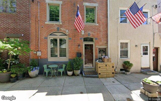 Street view of 957 N Lawrence St