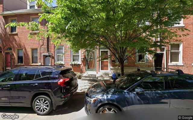 Street view of 932 N Lawrence St