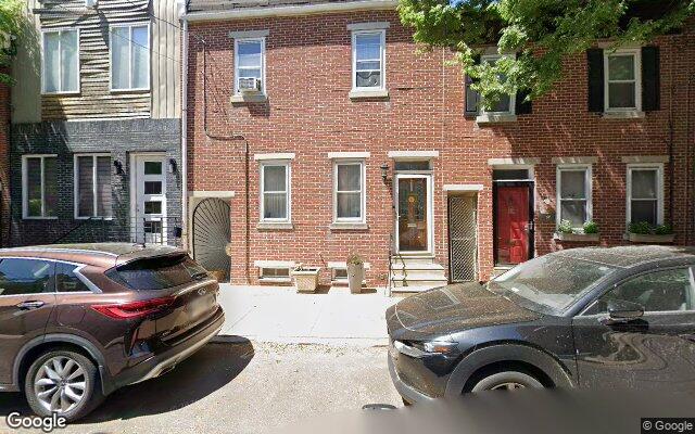 Street view of 952 N Lawrence St