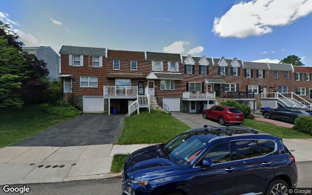 Street view of 121 E Hartwell Ln