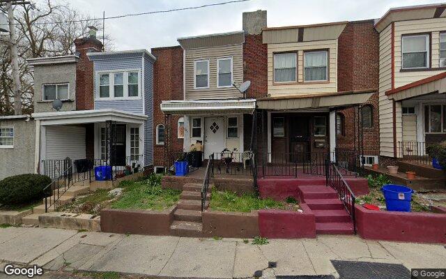 Street view of 505 E Queen Ln