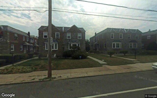 Street view of 816 E Upsal St