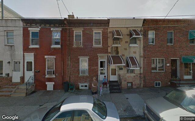 Street view of 2547 Tulip St