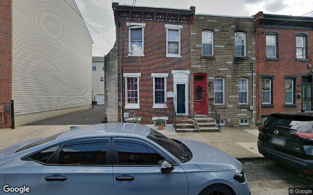 Street view of 2653 Edgemont St