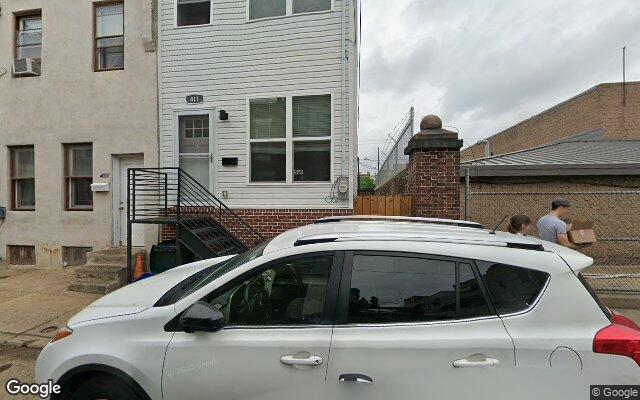 Street view of 411 Cantrell St