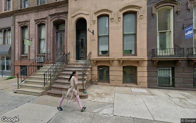 Street view of 2025 Walnut St